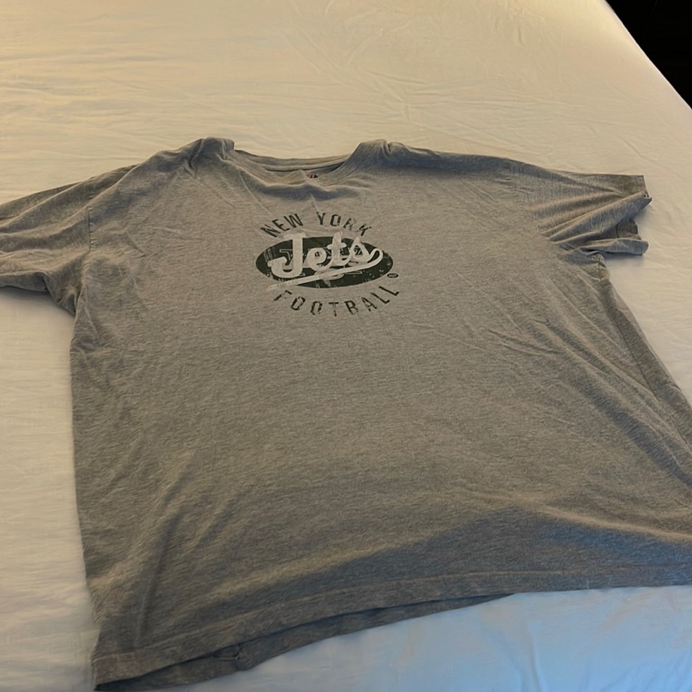 5x grey Jets t shirt